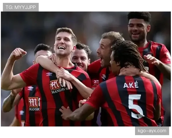 英超酒红军团主场奋战强敌，力争重塑荣耀迎来状态反弹