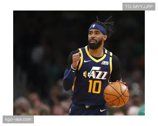 奥纳纳高空争顶优势解析:身体天赋如何体现 奥纳纳高空争顶优势解析:身体天赋如何体现